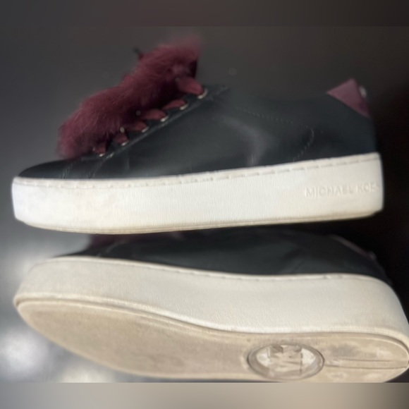 - Black leather and burgundy fur embellished sneakers - Picture 12 of 14